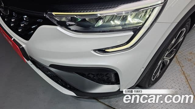 Renault Samsung XM3 2022 — ფოტო 4/33