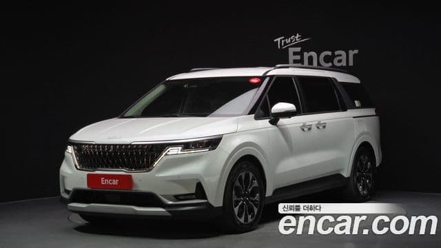 Kia Carnival 2022 — Фото 1/20