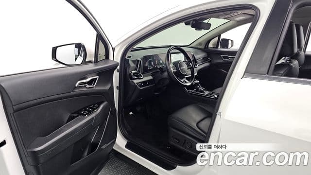 Kia Sportage 2024 — ფოტო 8/19