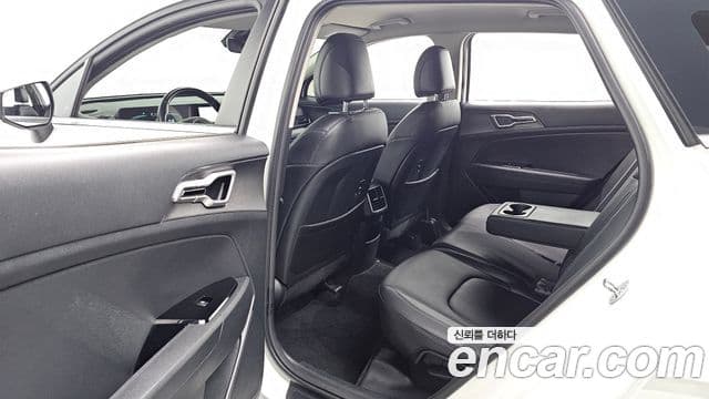 Kia Sportage 2024 — ფოტო 11/19