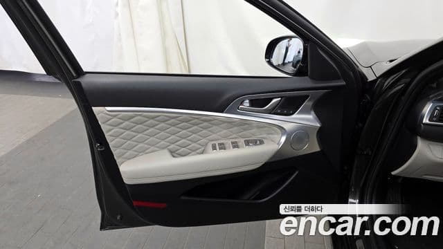 Genesis G70 2022 — ფოტო 12/20