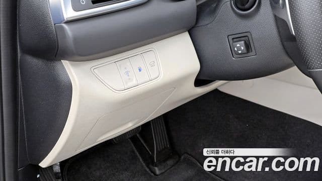 Genesis G70 2022 — ფოტო 15/20