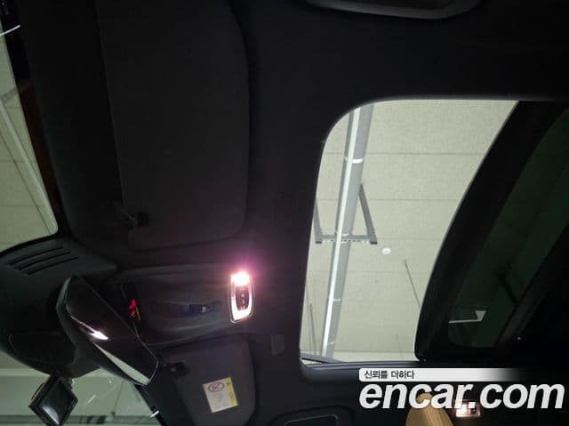 Volvo XC60 2020 — фото 13 из 20