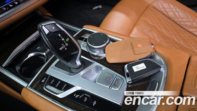 BMW 7 Series 2020 — фото 9 из 20