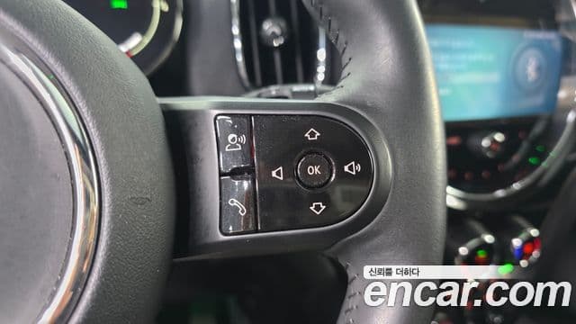 Mini Cooper Countryman 2024 — Photo 17/33