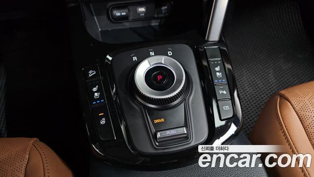 Kia Seltos 2024 — ფოტო 9/20