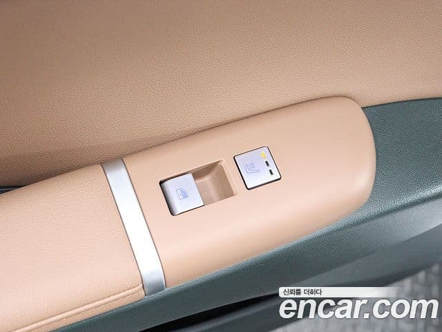 Hyundai Grandeur Hybrid 2024 — Photo 2/20