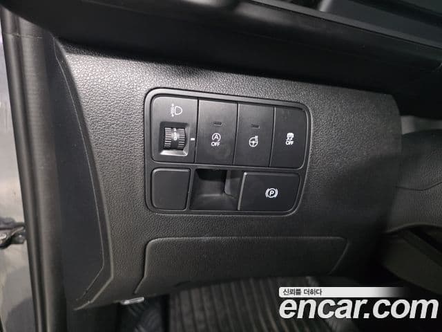 Hyundai Staria 2021 — Şəkil 18/20
