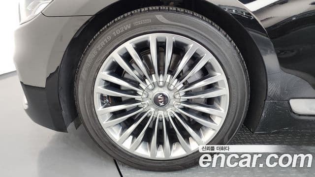Kia The K9 2018 — ფოტო 5/20