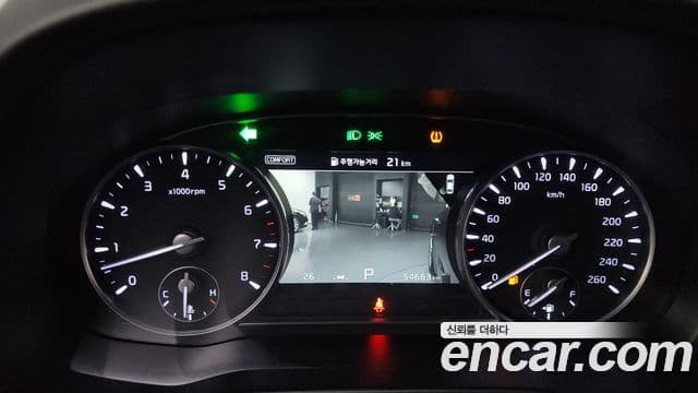 Kia The K9 2018 — ფოტო 8/20