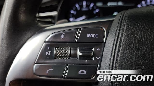 Kia The K9 2018 — ფოტო 18/20