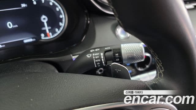 Genesis GV70 2021 — Şəkil 17/33
