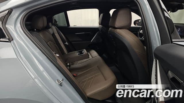 BMW 5 Series 2024 — ფოტო 12/20