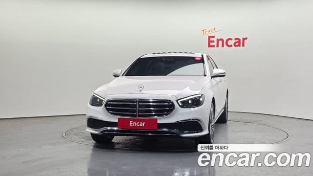 Mercedes-Benz E-Class 2023 — ფოტო 3/20