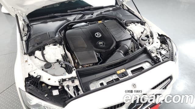 Mercedes-Benz C-Class 2023 — Şəkil 6/20