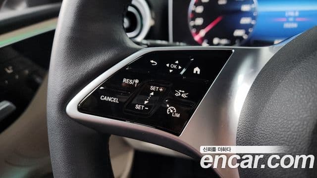 Mercedes-Benz C-Class 2023 — Şəkil 16/20