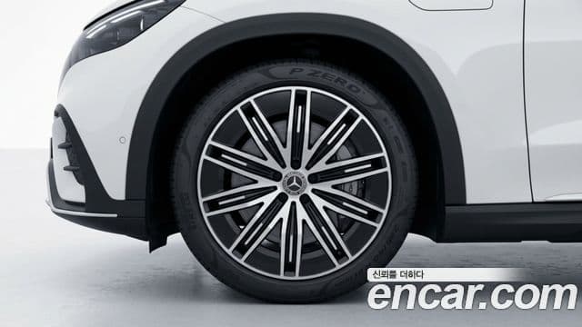 Mercedes-Benz EQE SUV 2025 — ფოტო 8/12