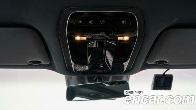 Mercedes-Benz EQE SUV 2025 — ფოტო 1/12