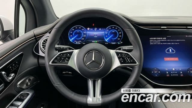 Mercedes-Benz EQE SUV 2025 — ფოტო 10/12