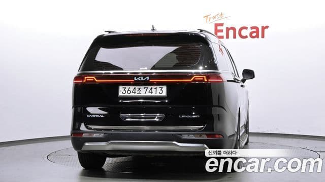 Kia Carnival 2022 — ფოტო 4/20