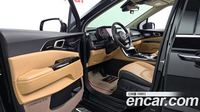 Kia Carnival 2022 — ფოტო 10/20
