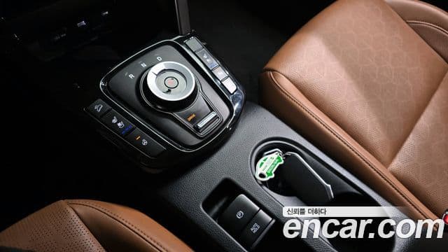 Kia Seltos 2023 — Şəkil 9/20