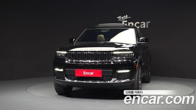 Jeep Grand Cherokee 2023 — ფოტო 3/20
