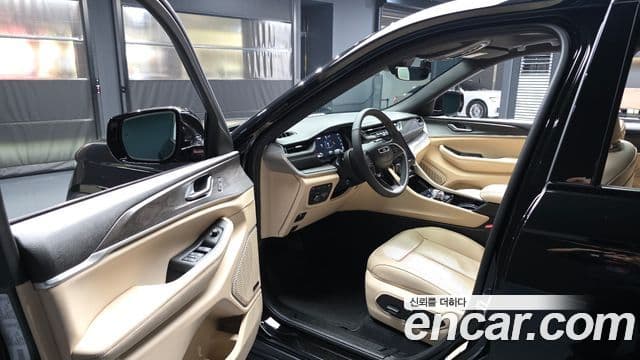 Jeep Grand Cherokee 2023 — Şəkil 8/32