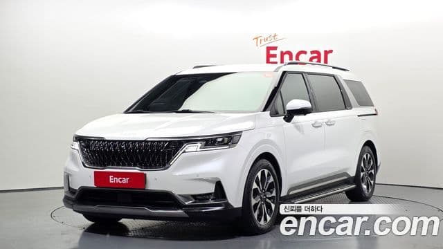 Kia Carnival 2022 — Фото 1/20