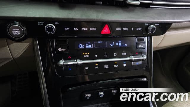 Kia Carnival 2022 — Фото 17/20