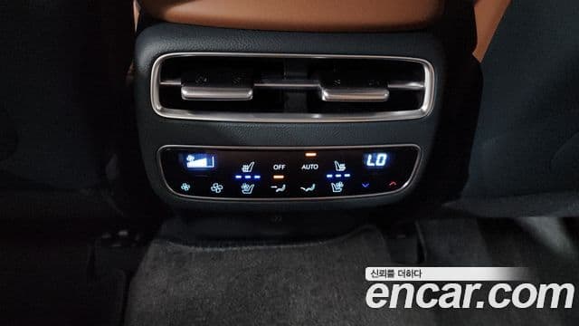 Genesis GV70 2025 — Şəkil 13/20