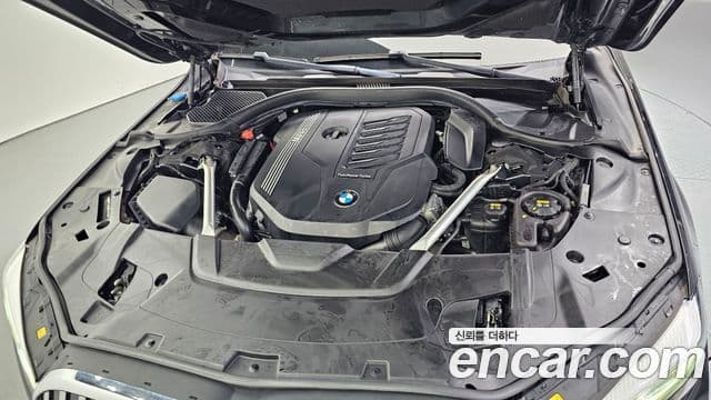 BMW 7 Series 2021 — фото 5 из 20
