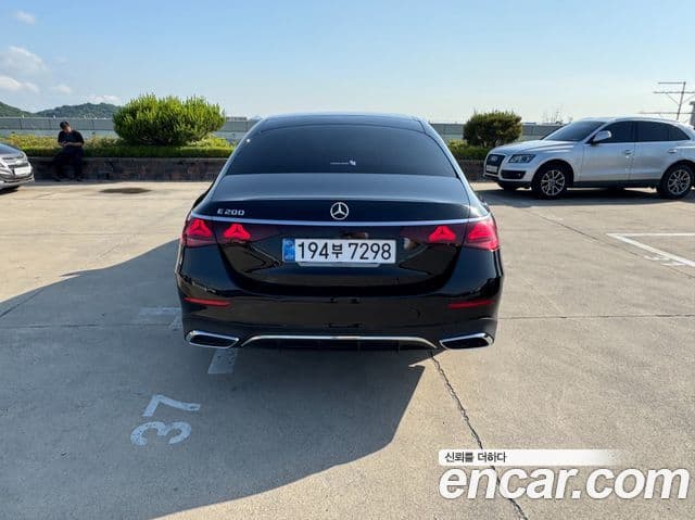 Mercedes-Benz E-Class 2026 — ფოტო 3/20