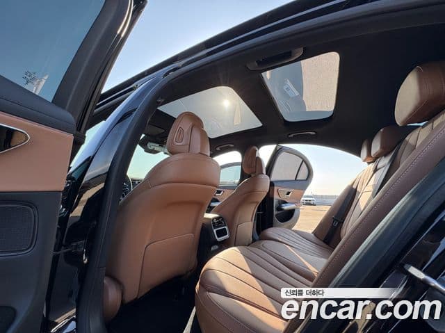 Mercedes-Benz E-Class 2026 — ფოტო 12/20