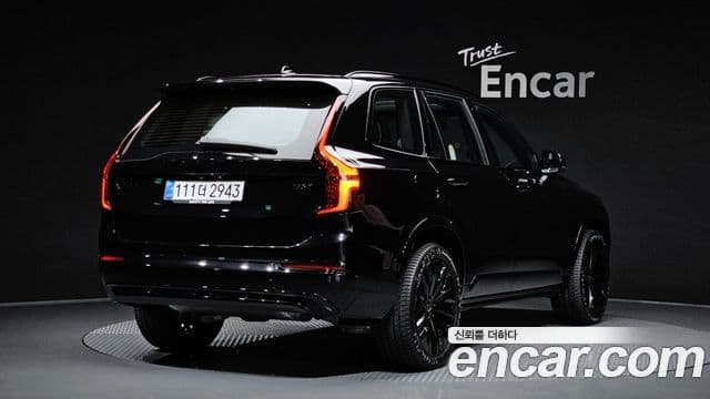 Volvo XC90 2026 — фото 2 из 20