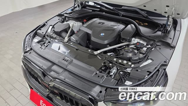 BMW 5 Series 2025 — ფოტო 6/20