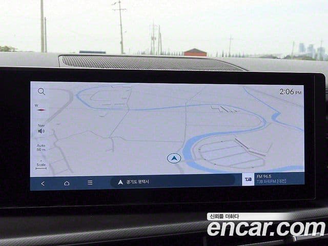 Hyundai Santa Fe 2023 — Şəkil 15/19