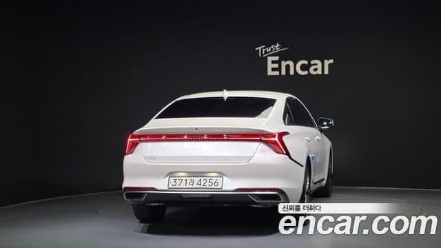 Kia K8 2022 — Şəkil 4/20