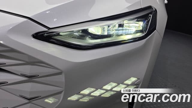 Kia K8 2022 — ფოტო 19/33