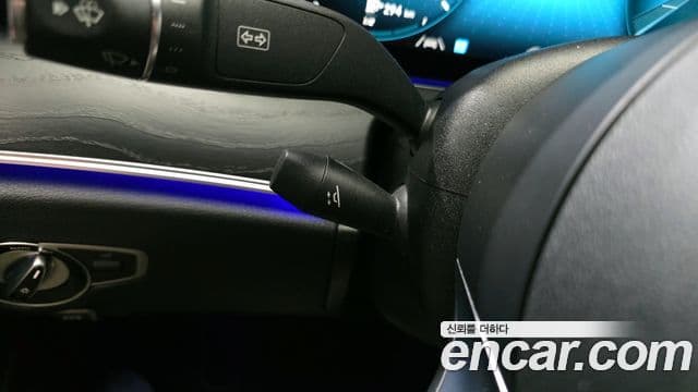 Mercedes-Benz E-Class 2020 — Şəkil 19/20