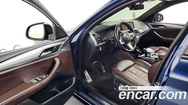 BMW X4 2020 — Фото 10/20
