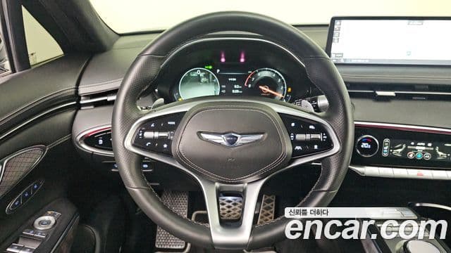Genesis GV70 2022 — ფოტო 14/20
