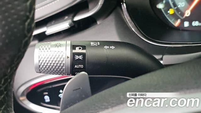 Genesis GV70 2022 — Şəkil 26/36