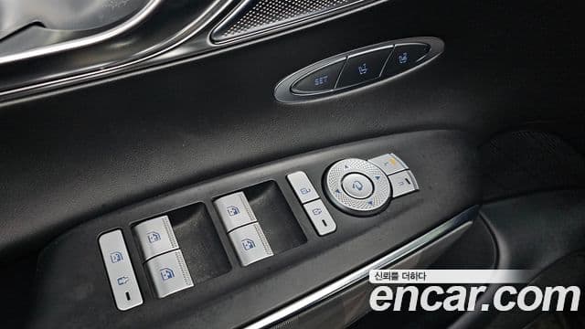 Genesis GV70 2022 — Şəkil 14/36