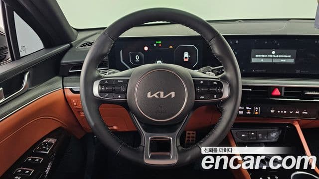 Kia K5 2024 — Şəkil 13/20