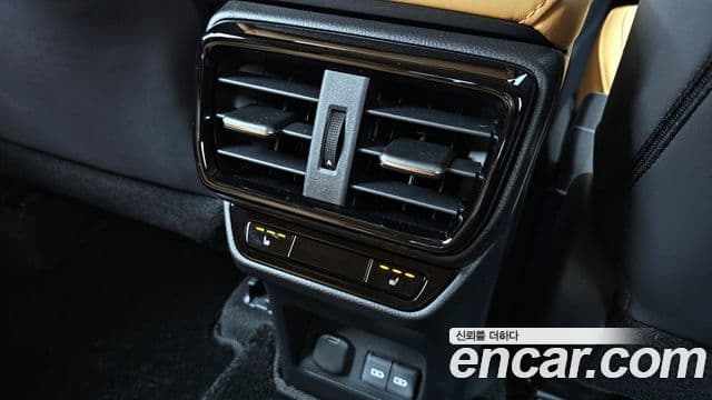 Lexus NX350h 2025 — ფოტო 19/20