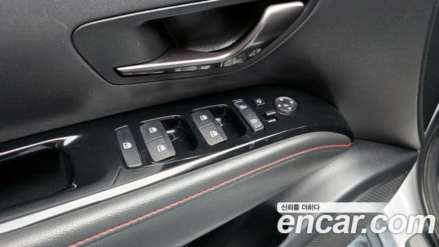 Hyundai Tucson Hybrid 2022 — Photo 30/35