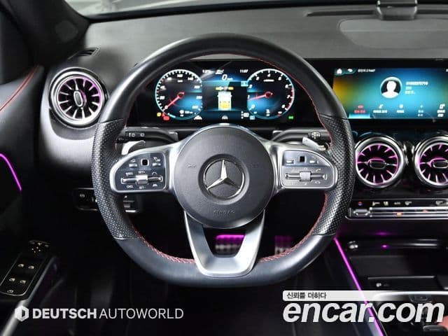 Mercedes-Benz GLB-Class 2022 — Şəkil 13/20