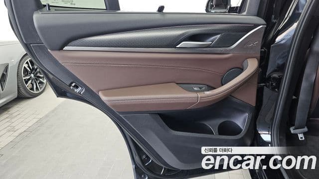 BMW X3 2023 — Photo 16/32