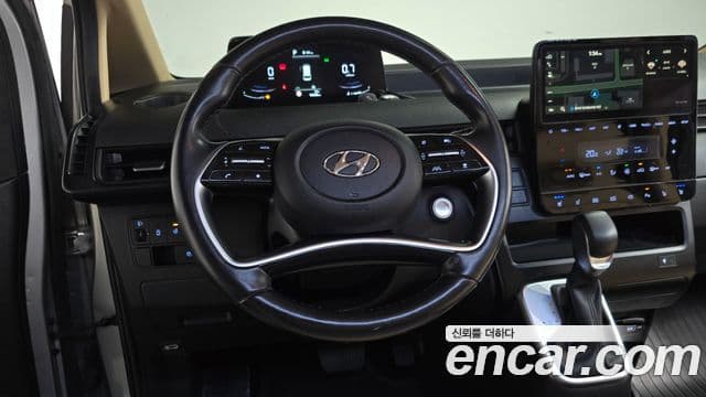 Hyundai Staria 2021 — Şəkil 13/20
